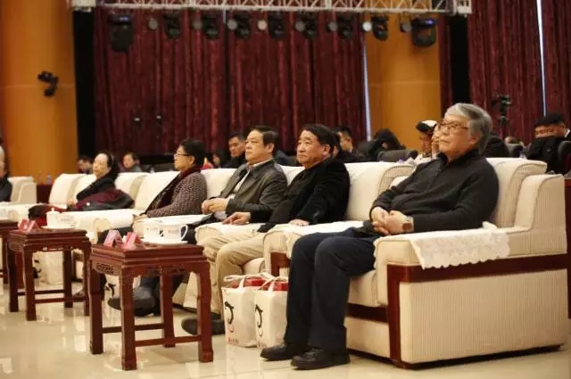 640.webp (3) 640.webp (3)