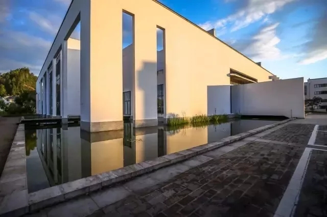 640.webp (10) 640.webp (10)