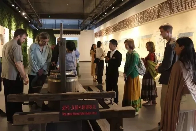 640.webp (33) 640.webp (33)